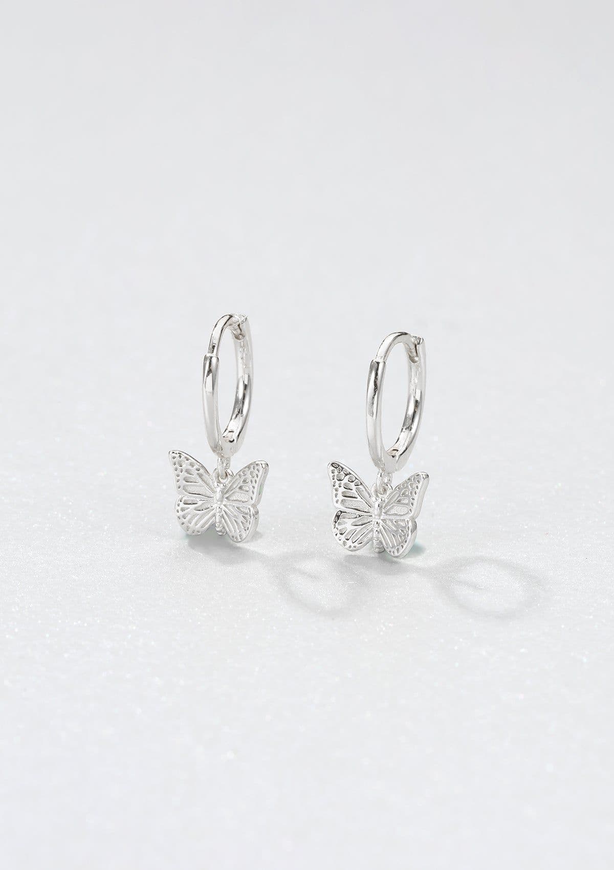 Earring design in 925 and Pure Silver, available in gold, silver and rose gold